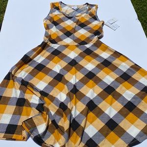 NWT Lularoe Nicki Dress Plaid Design Pockets Large
